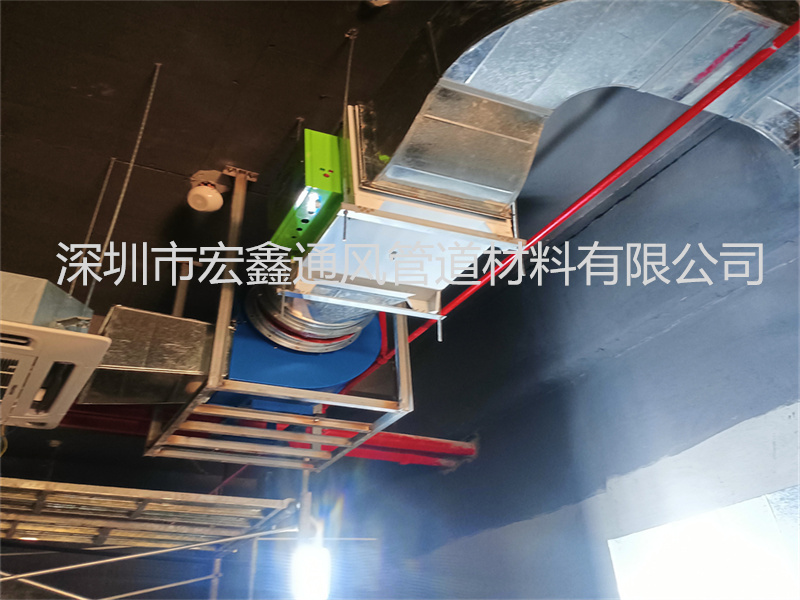 龍（lóng）崗君華時代商（shāng）業街麻辣香鍋餐廳廚房排油煙管道（dào）安裝工程案例